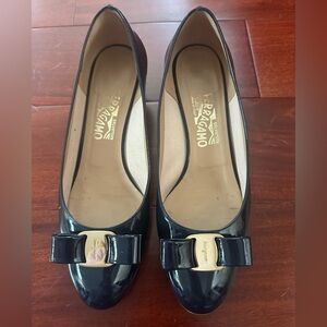 Salvatore Ferragamo Navy Bow Pumps